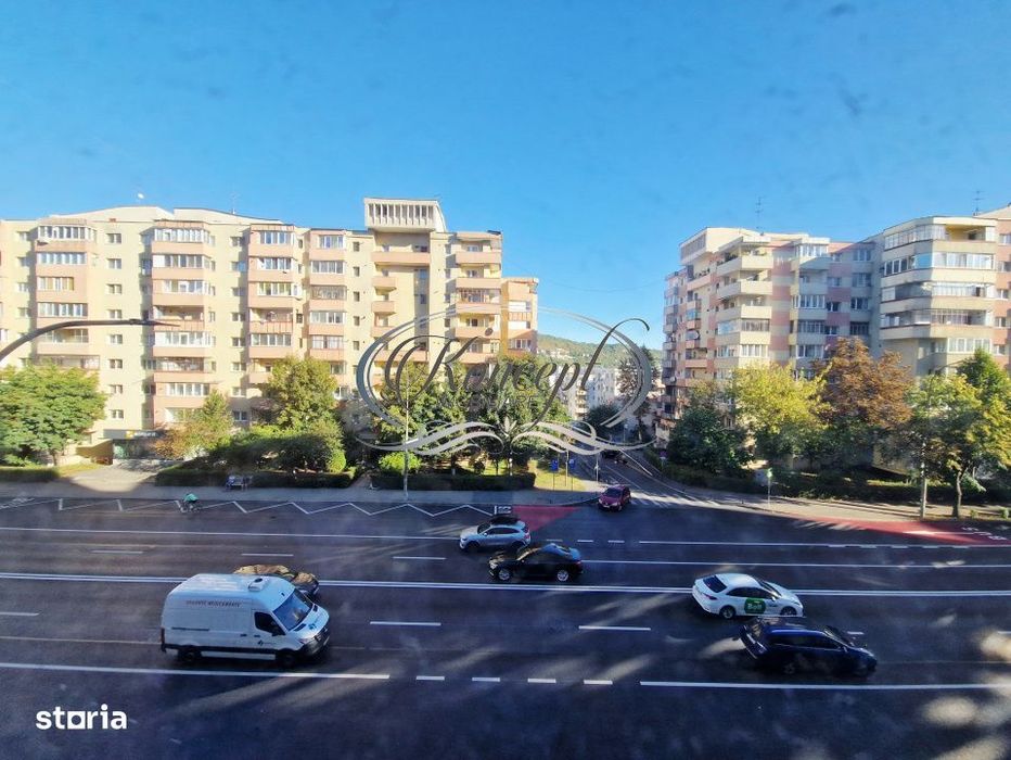 3 camere cu balcon, Calea Floresti