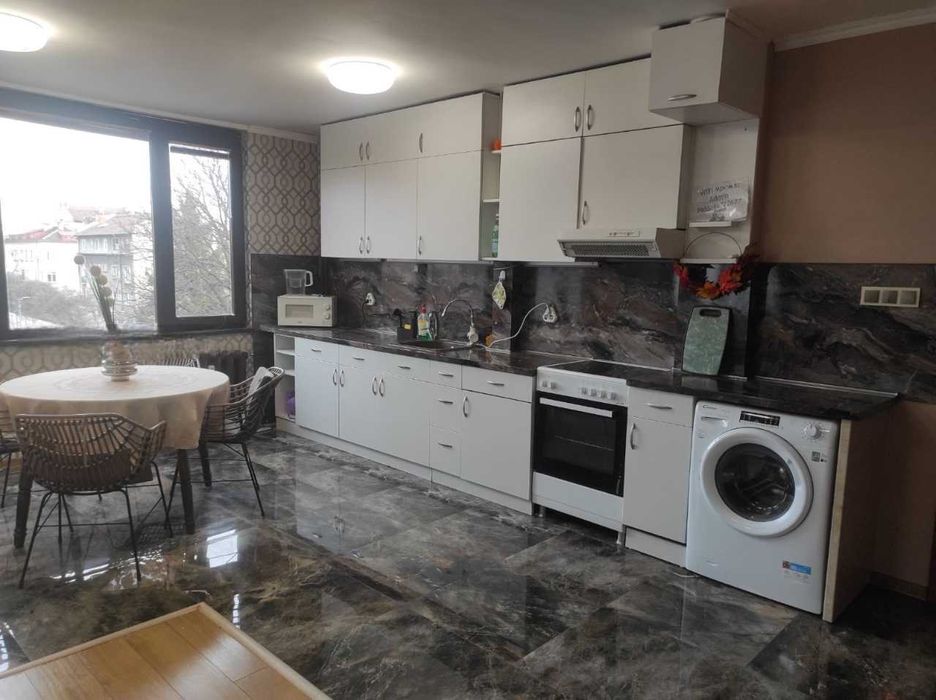 Дава под Наем 3-СТАЕН град София, Център