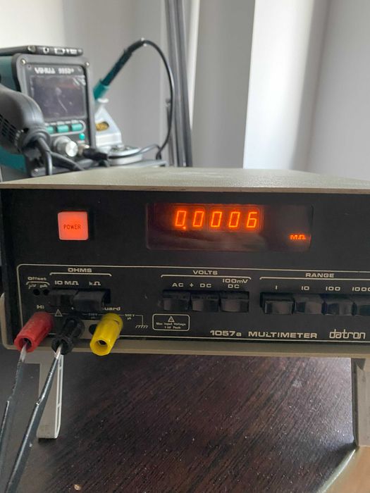 Multimetru Datron 1057a  precizie 0.05% de colectie reconditionat