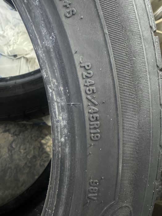 Продам 245/45R19