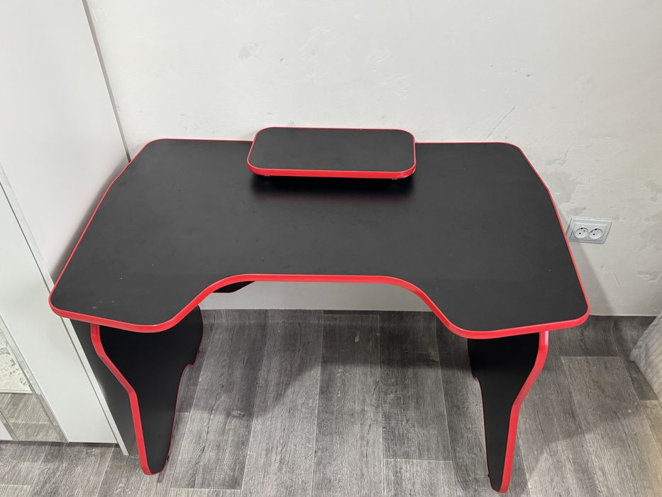 Игровой стол