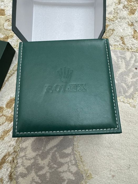 Часы Ролекс с коробкой