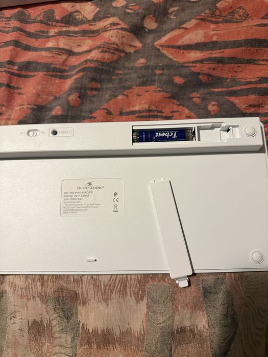 Метална безжична клавиатура (нова)