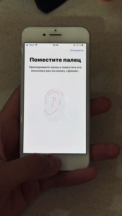 Продам Айфон 8 Идеал