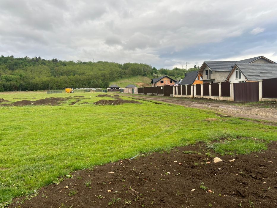 Vand teren intravilan in cartier Andrăsesti