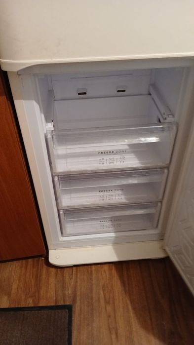 Холодильник Бирюса