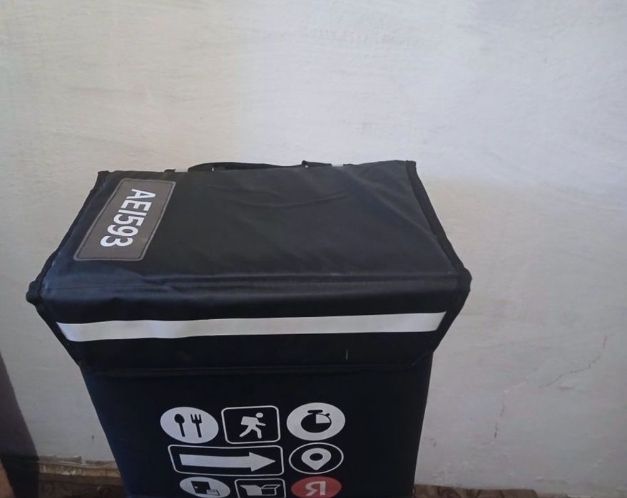 Продам термосумку курьера