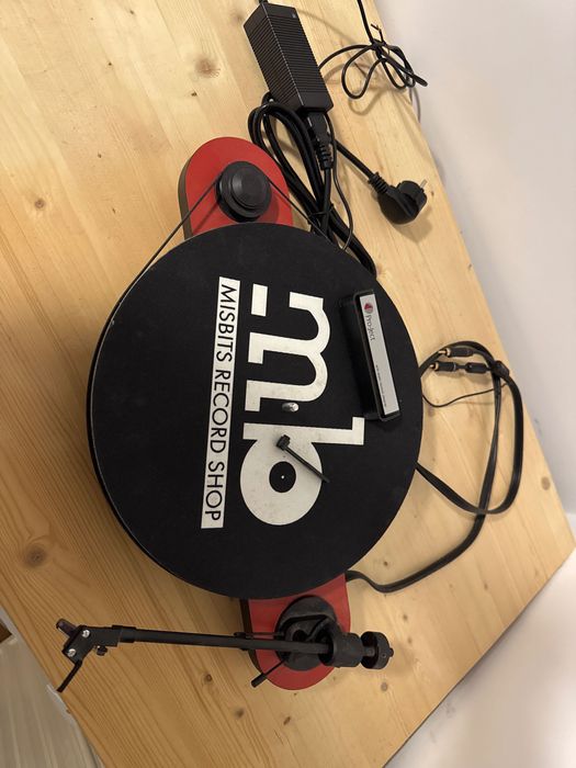 Pick-up Pro-Ject Elemental – Sunet Audiofil