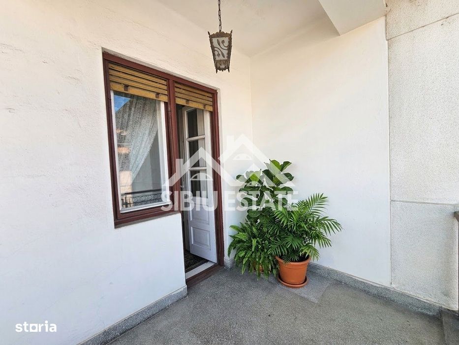 Casa Sibiu central 5 camere, 4 bai