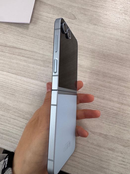 Samsung Galaxy Z Filp 6