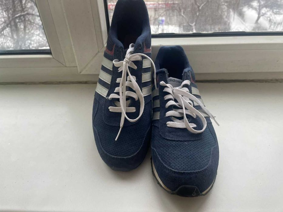 Кроссовки Adidas NEO, размер 44, отличное состояние