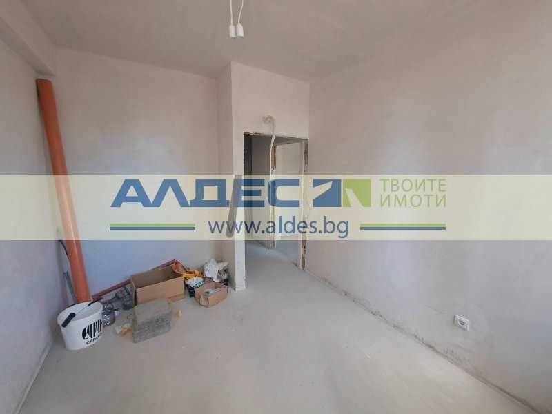 Чисто нов тристаен ап. с Акт 16 в Дървеница!