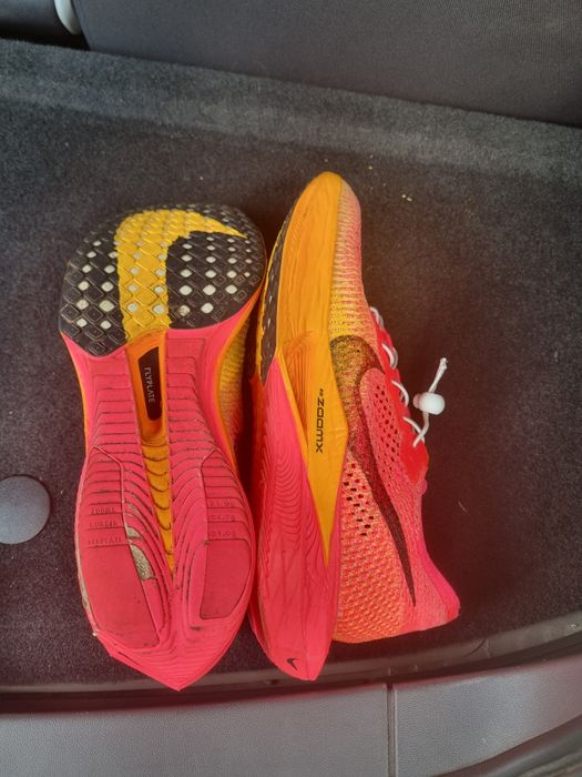 e Nike Zoomx Vaporfly Next 3 Hyper "Hyper Pink"