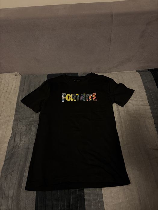 Set tricou Reserved + pantaloni scurți- 140 cm