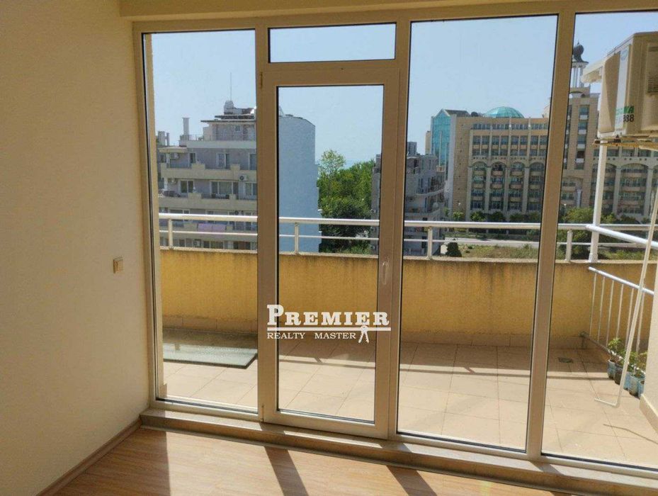 Продава се Тристаен апартамент в Поморие - 91 кв.м за 1011 €/кв.м - Снимка #15