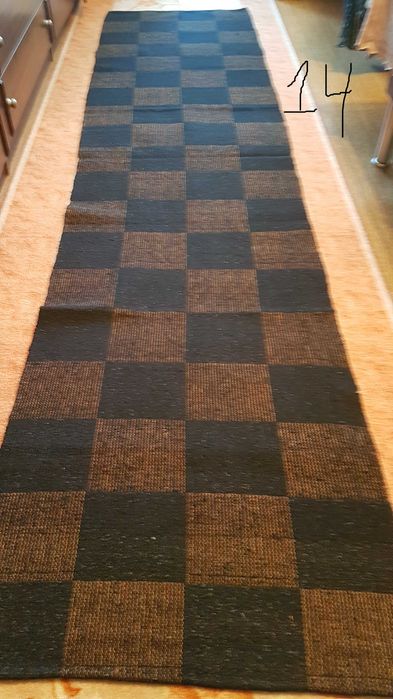 Неизползвани ръчно тъкани черги