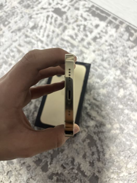 Продаю IPhone 13 Pro