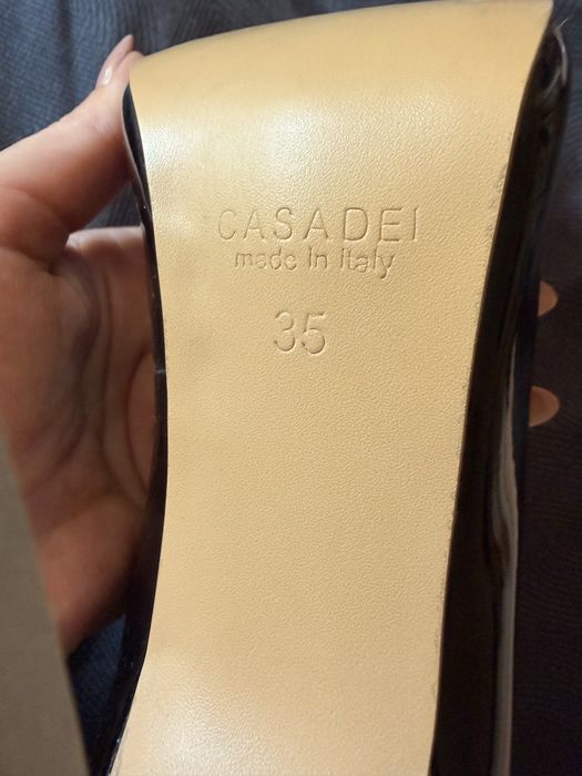 Обувки с висок ток Casadei