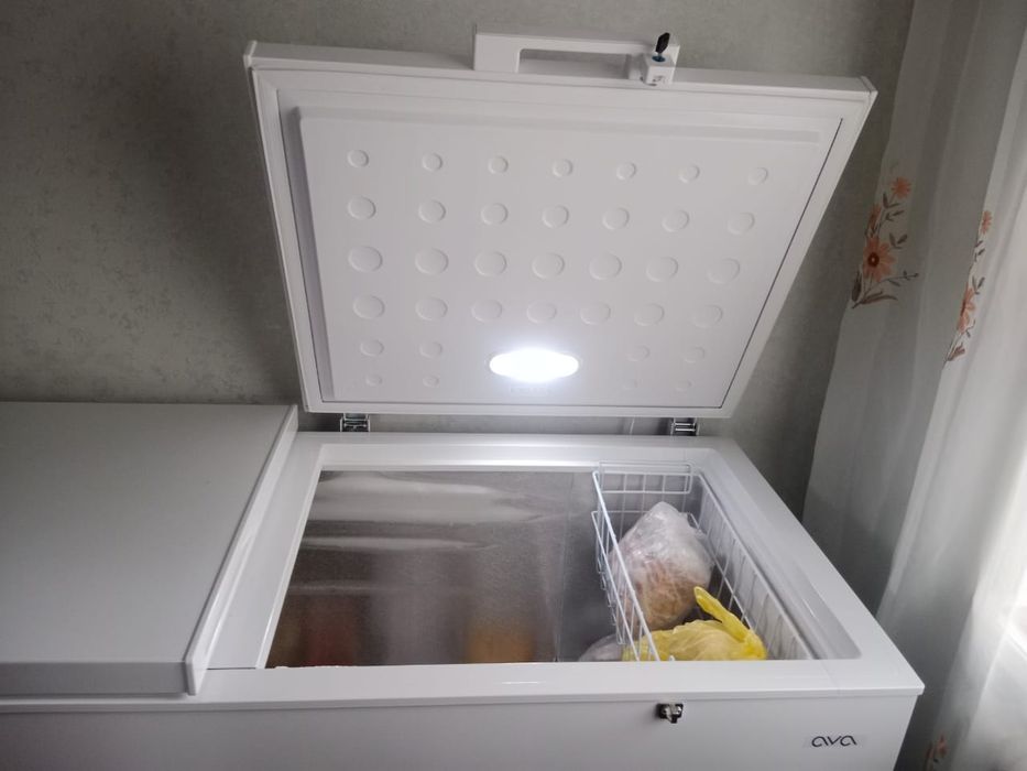 Продам Морозильную камеру