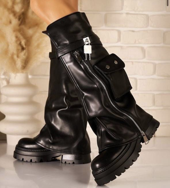 Високи кожени ботуши