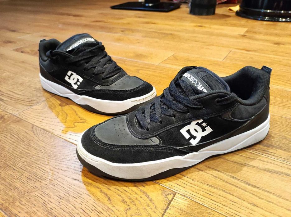 Pantofi sport in stare impecabila Nike, DC, Etnies diferite marimi