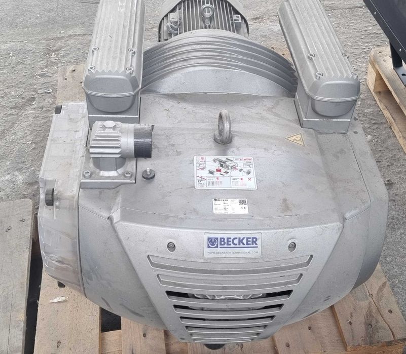 Вакуум помпа BECKER VTLF.2-250