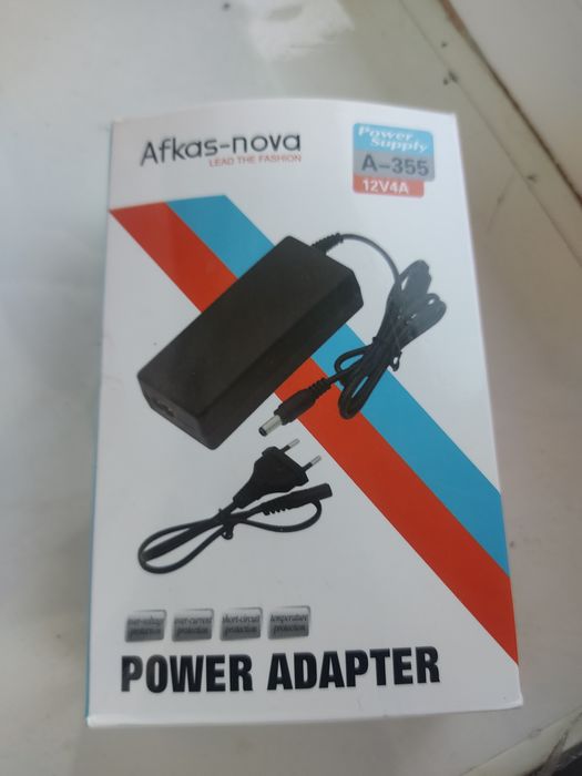 Блок питания ( сетевой адаптер ) 12 Вольт  для спутникового ресивера