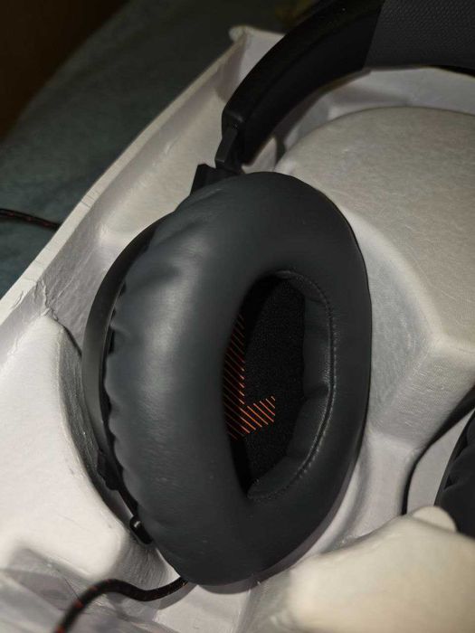 слушалки JBL черни