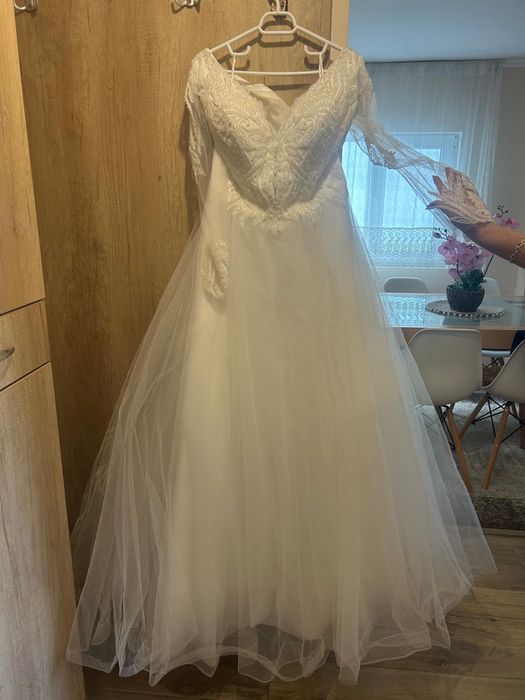 Vind rochie de mireasa