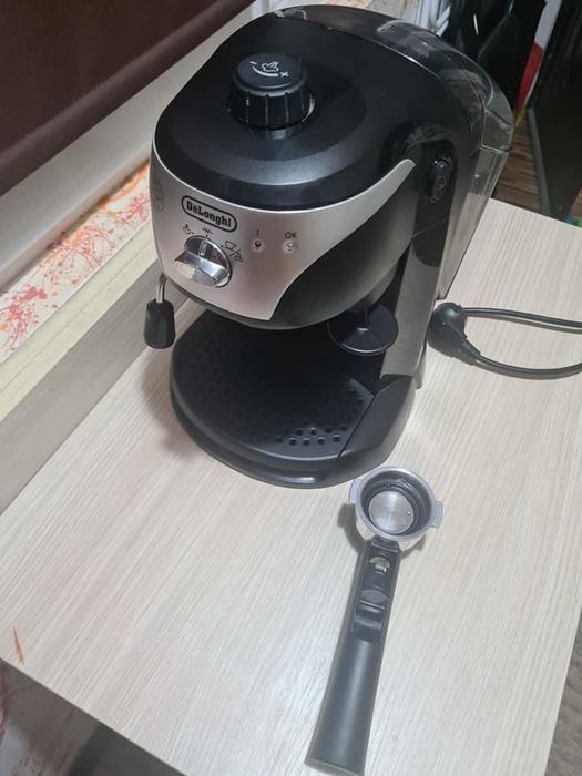 Espressor manual De'Longhi EC221.B