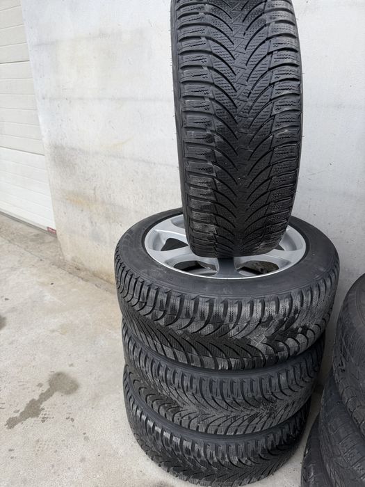 Jante cu anvelope BMW 225 50 r17 M+S  5x120