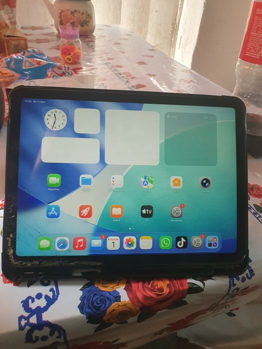 Продам iPad Air 4го поколение