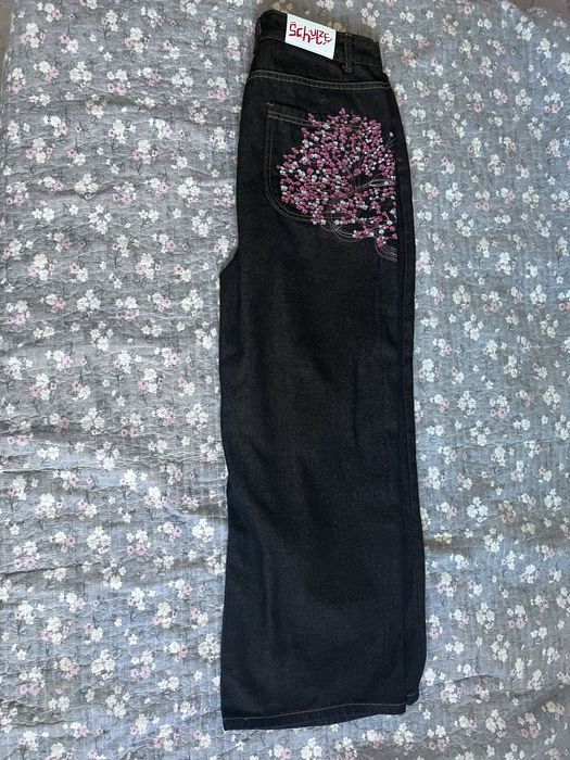 джинсы SAKURA новый