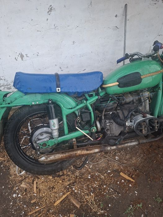 Продам мотоцикл Урал