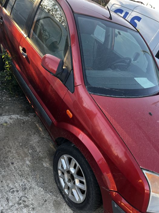 Ford Fusion  pentru dezmembrat