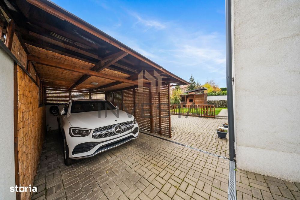 Duplex modern, spatios, pe o strada privata retrasa!