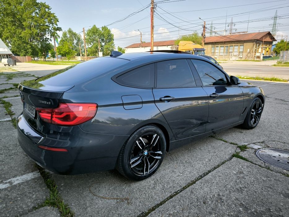 BMW seria 3 GT an 07/2017 navi, panoramic,full led, automata