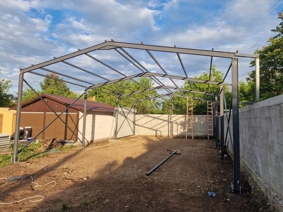 Vindem hale metalice mărimi diferite