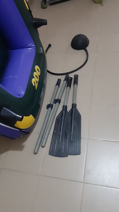 Продам лодку надувную