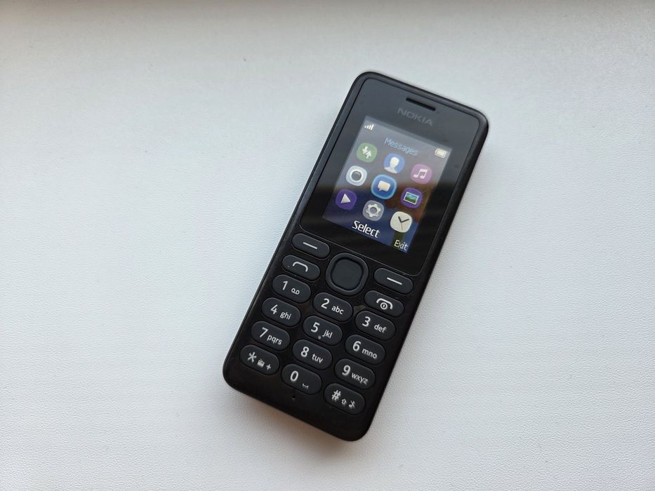Nokia 108 - telefon simplu cu butoane