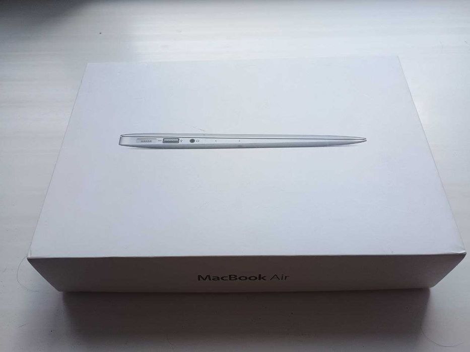 Продам коробку на macbook air либо Обмен