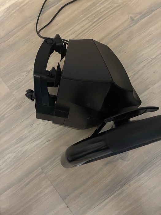 Продавам волан hori wheell racing apex