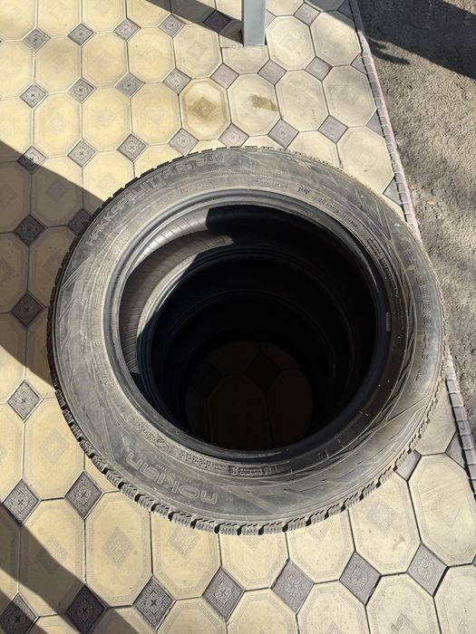 Шины зимние 235/55/R18