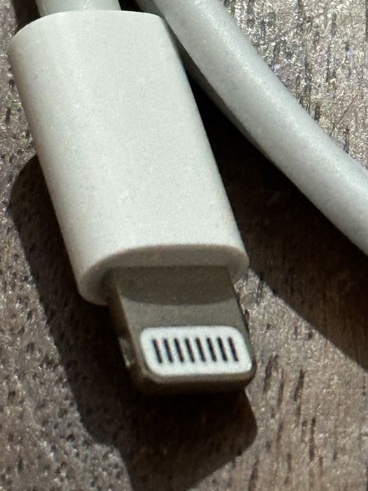 Кабель Lightning оригинал, с коробки iPhone 14 Pro