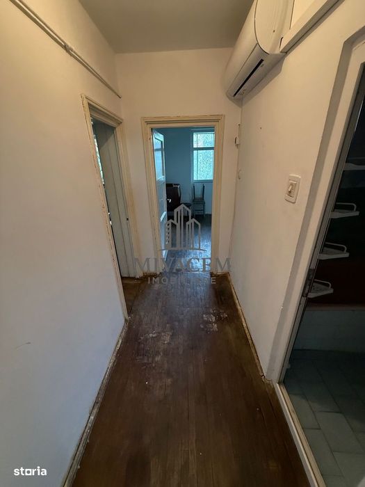 3 camere Calea București zona Petre Ispirescu 4/4 acoperiș pod