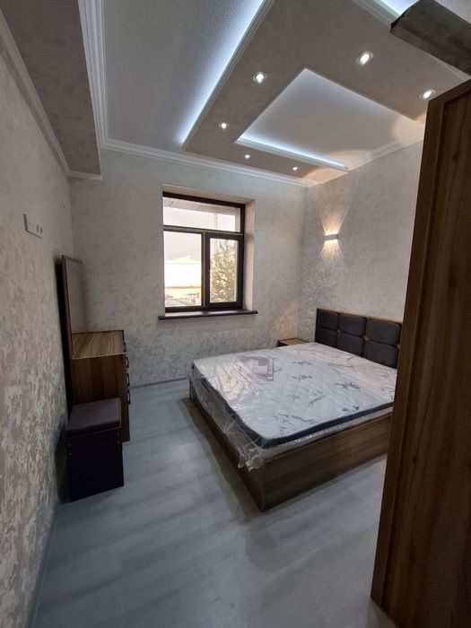 Продам квартиру новостройка на 1 ом этаже 55 кв 2 х комнатная