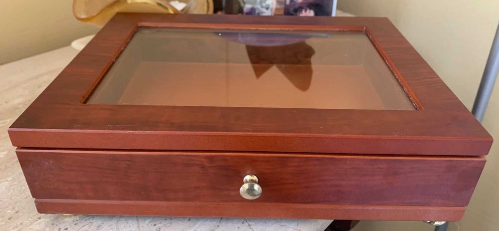 Продавам чисто нови кутии за бижута - МДФ