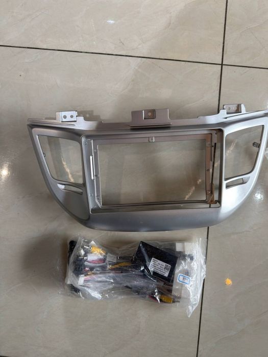 Hunday tucson 3 2015/2018 ramka kabel teyes monitor  uchun