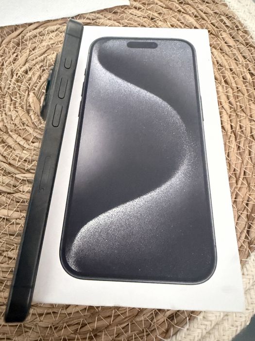 iPhone 15 pro 256gb