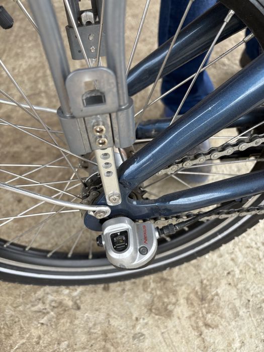 Bicicletă electrică pliabilă